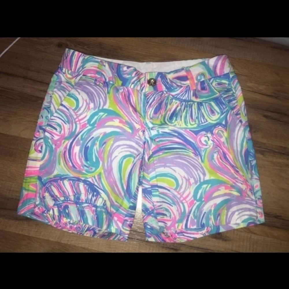 Women’s Lilly Pulitzer shorts